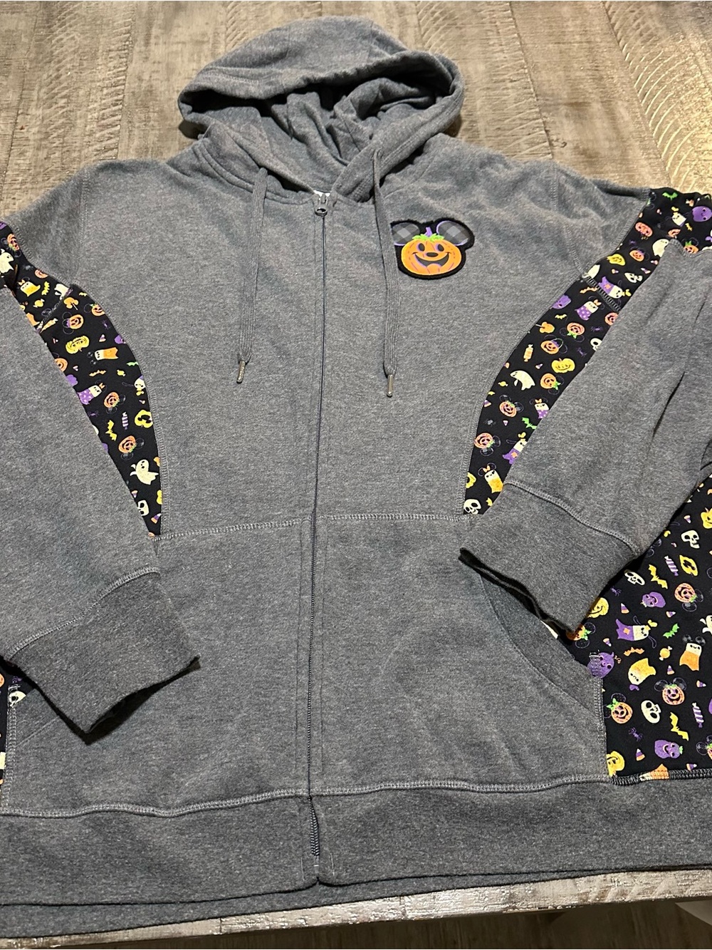 Disney Men’s Zip up Hoodie Halloween Mickey Pumpkin Gray Sweater